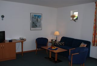 Gemütliches Wohnzimmer der 49qm Wohnung